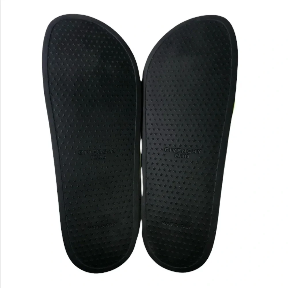GIVENCHY New Men’s Fluo Yellow Rubber Slides Size 6 EU 39